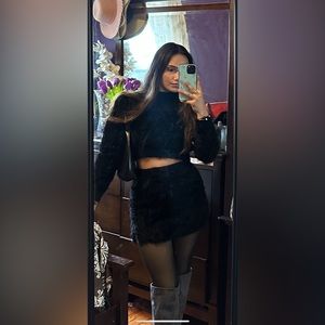 2 piece! WARM TOP AND SKIRT